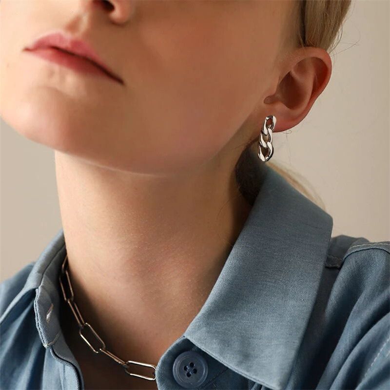 Chunky curb drop earring - Image 2