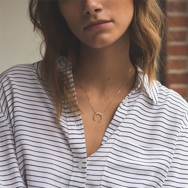 Crescent moon pendant - Image 2